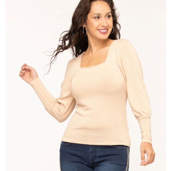 Square Neck Puff Sleeve Top - Picture 7 of 8